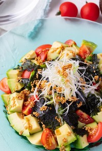アボカドの韓国風サラダ