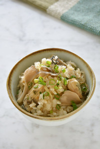 牡蠣と舞茸の炊き込みご飯