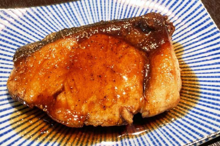 魚嫌いの子供も食べるぶりの照り焼き レシピ 作り方 By ここまり クックパッド 簡単おいしいみんなのレシピが376万品