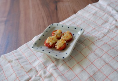 トマトのチーズ焼き★離乳後期★の写真