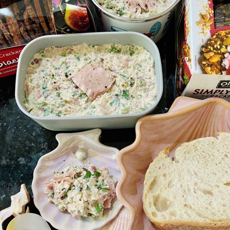 ポーランドのソーセージとディルのピクルスディップのレシピ