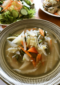 季節の野菜和風スープ