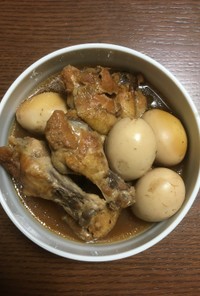 鶏手羽と卵の酢煮込み