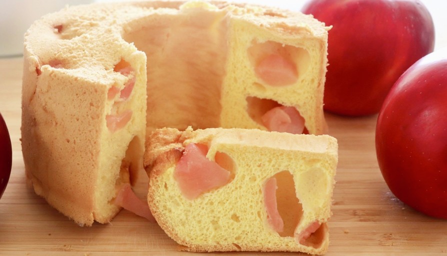 ごろごろ林檎のふわふわシフォンケーキの画像