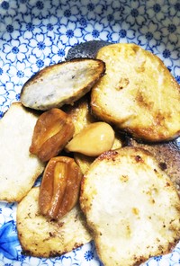 里芋の 焦がしニンニク醤油焼き