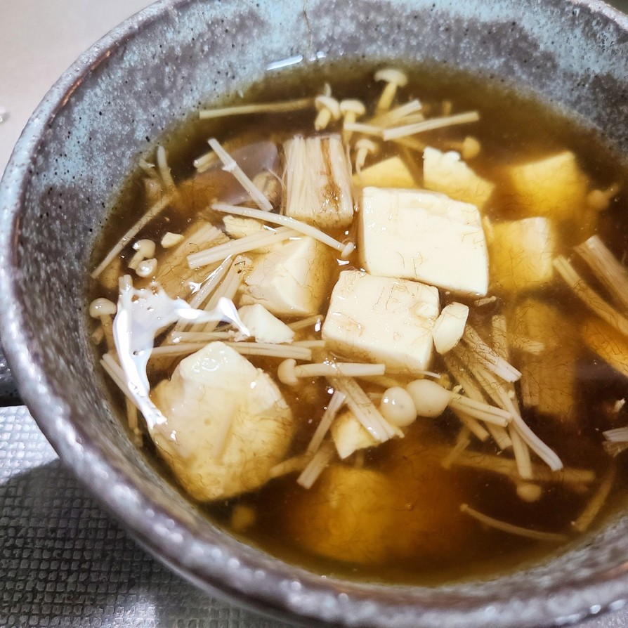 えのきと豆腐のとろろ昆布スープの画像
