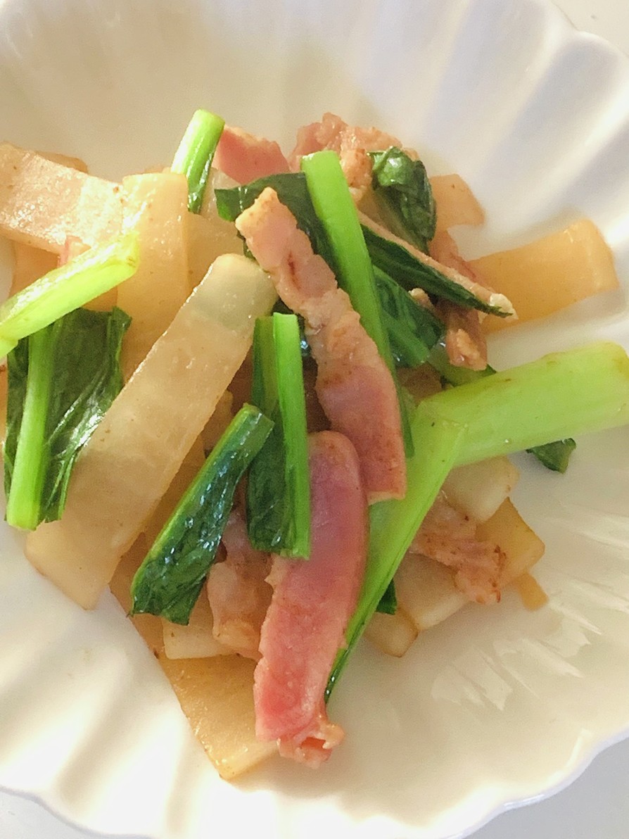 簡単！大根と小松菜のベーコン炒め〔副菜〕の画像