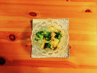 白菜とブロッコリーの鰹チーズ味の写真