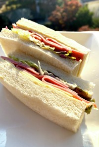 カレーマヨネーズのサンドイッチ