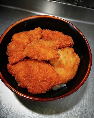 鶏モモ肉のソースかつ丼❨(@≧↺≦@)❩の写真
