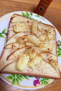 シナモン香る☆りんごとチーズのトースト