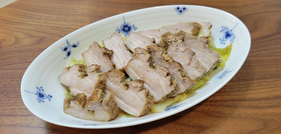 豚バラ肉とキャベツの蒸し焼きの画像