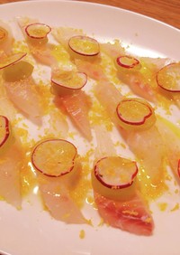 イタリア料理店の真鯛のカルパッチョ