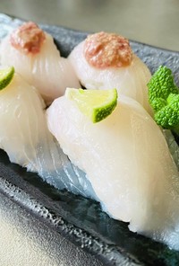 【カワハギ】冬の季節は肝握り寿司