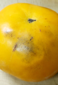 半熟柿の剥き方