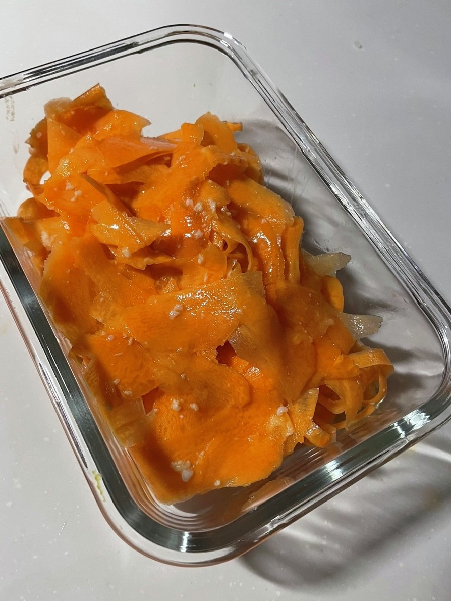 塩麹×にんじんのささっとピーラーサラダの画像