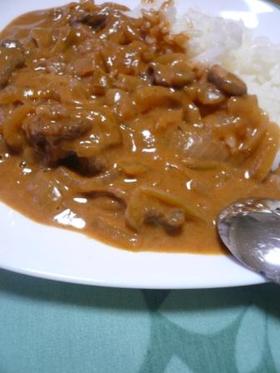 ビーフストロガノフ。