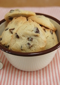 簡単♪おいしい♪チョコチップクッキー。