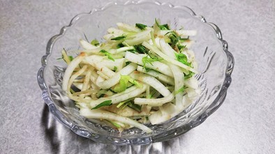 水菜の大根サラダの写真