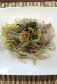 豚肉炒めシソ生姜ぽん酢ソースかけ　透析食