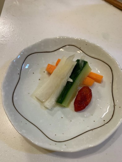 簡単野菜のピクルスの写真