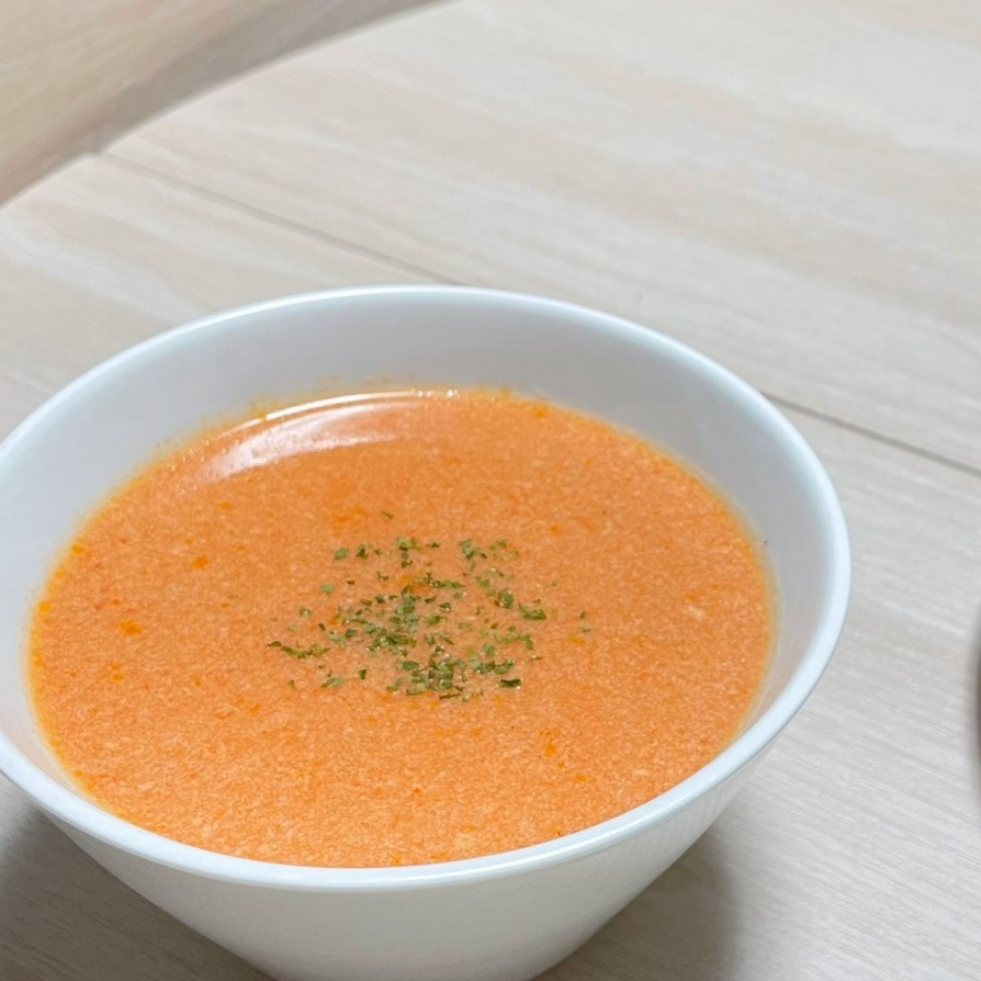 トマトと豆乳のスープの画像