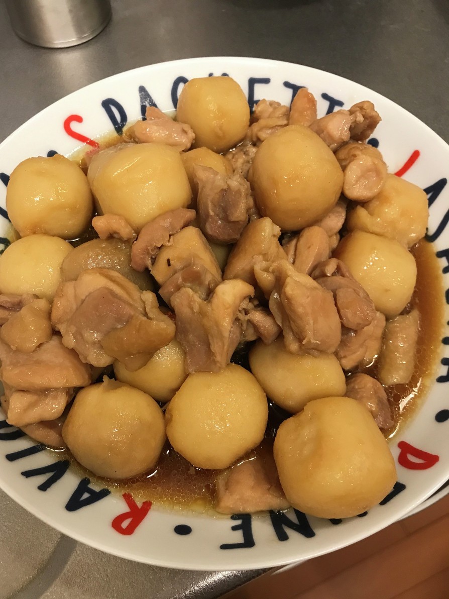 【簡単】冷凍里芋と鶏肉の煮物の画像