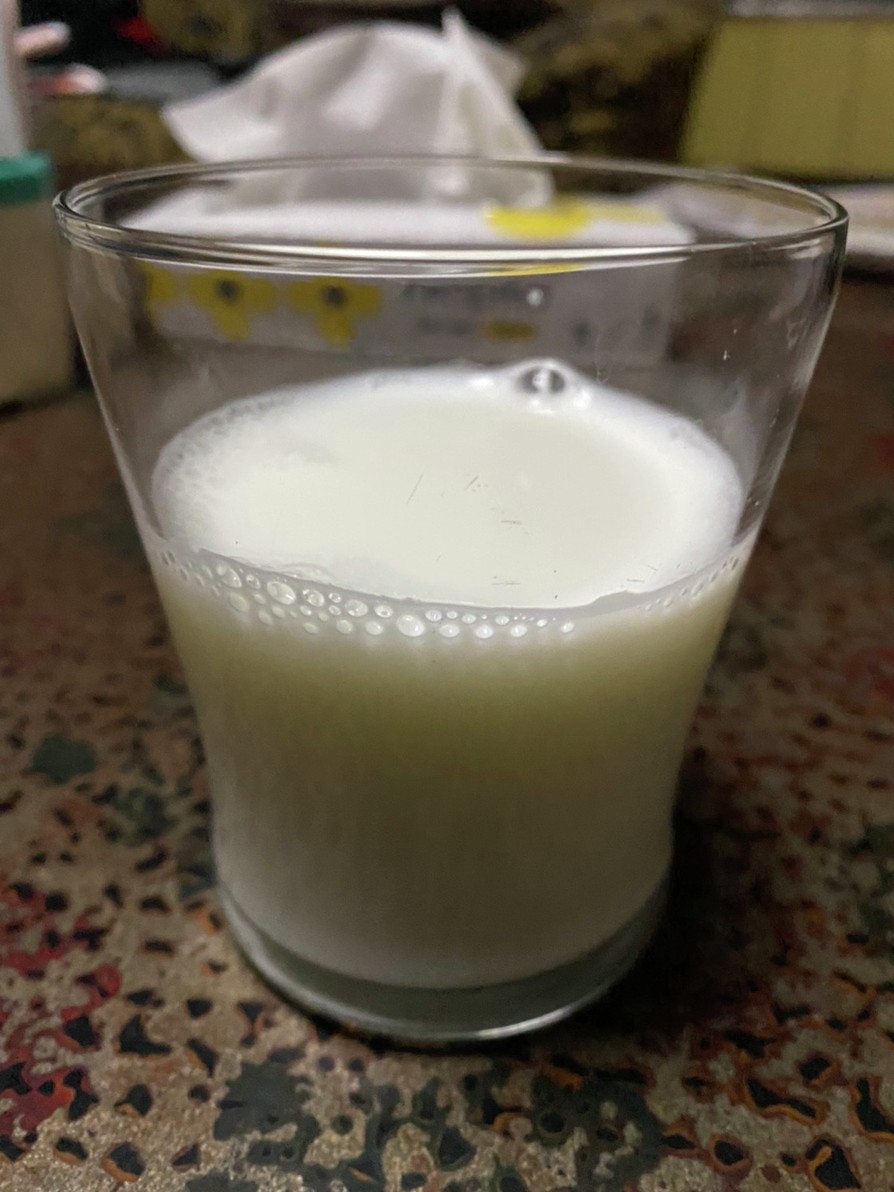 牛乳のレモン炭酸割りの画像