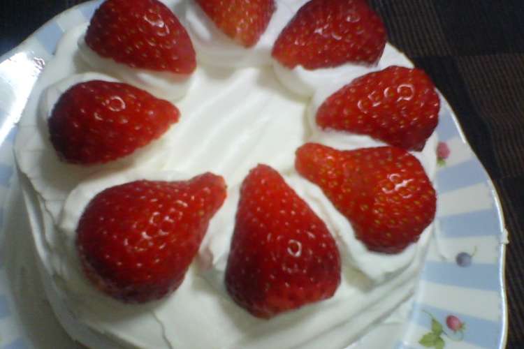 ロールケーキ生地deいちごのトルテ レシピ 作り方 By Shokoyuki0105 クックパッド 簡単おいしいみんなのレシピが355万品