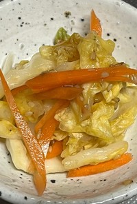 白菜とにんじんの和え物