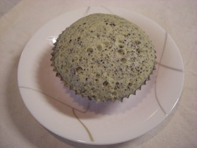 簡単混ぜるだけ☆チーズ入りゴマ蒸しパン☆