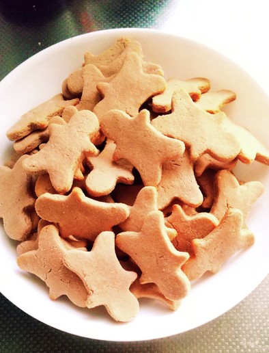 米粉のクリスマス型抜きクッキーの写真