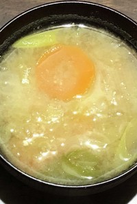 白菜トロトロ【カニ出汁の味噌汁】