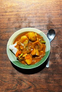 里芋と根菜のハヤシガーリックチキンカレー