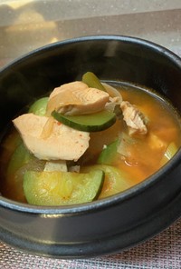 韓国⭐︎サーモンの味噌鍋