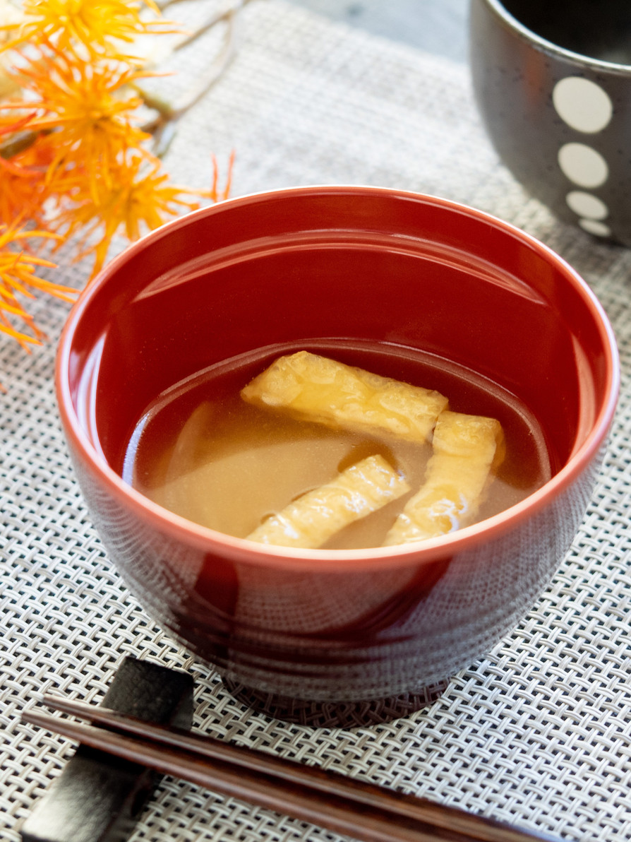 玉葱とあげの味噌汁【入院食㉘昼/温副菜】の画像