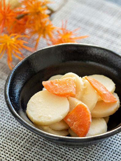 里芋の当りごま和え【入院食㉘昼/冷副菜】の写真