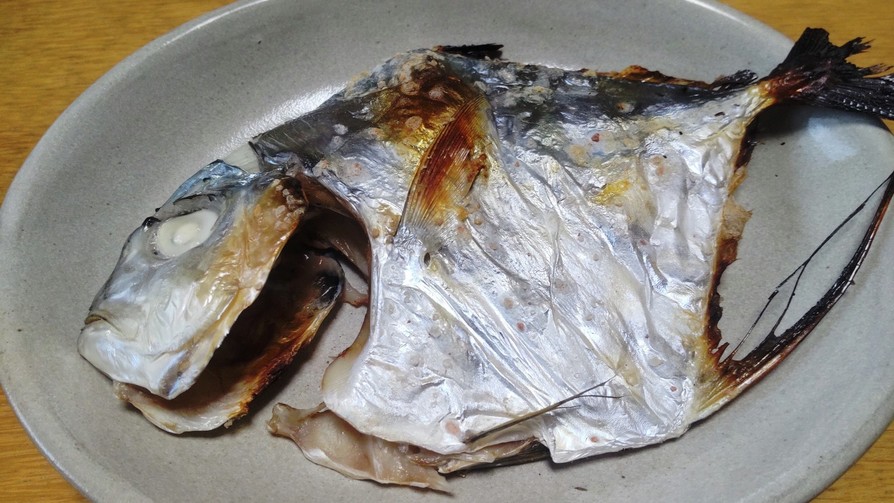 イトヒキアジの塩焼きの画像