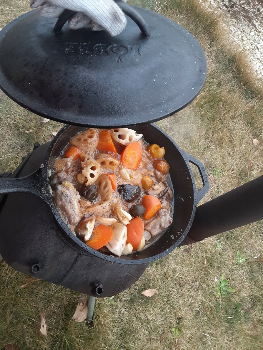 ダッチオーブンde豚スペアリブ醤油梅味の画像