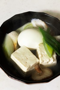 湯豆腐（白だし味）土鍋使用