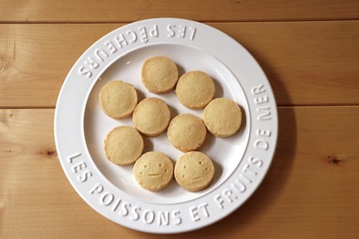 グルテンフリー米粉ときび砂糖のクッキーの写真