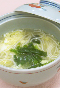 ニラ玉温麺（うーめん）汁