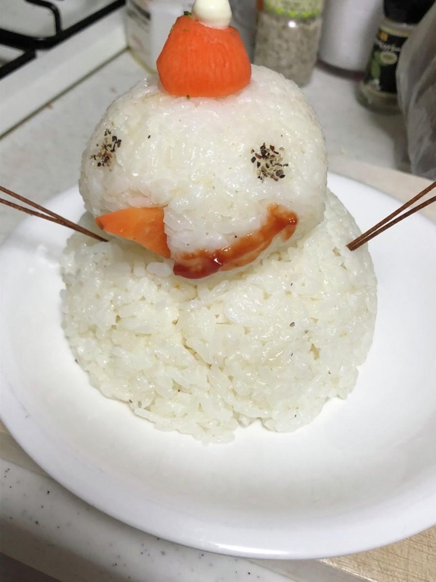 ドレご飯の雪だるまの画像