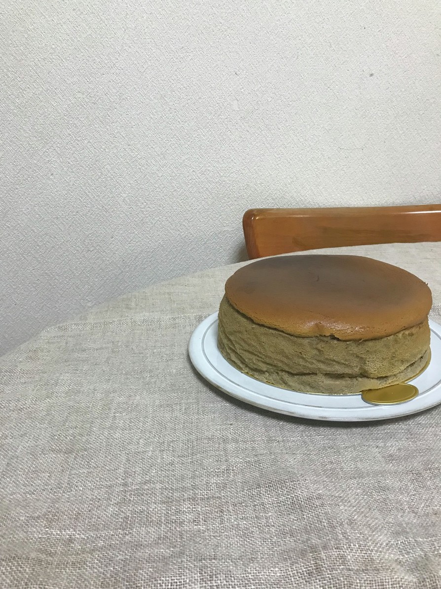ほうじ茶スフレチーズケーキの画像