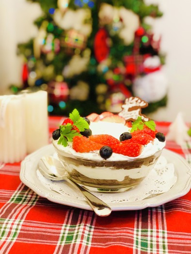 簡単過ぎるクリスマス☆スコップケーキの写真