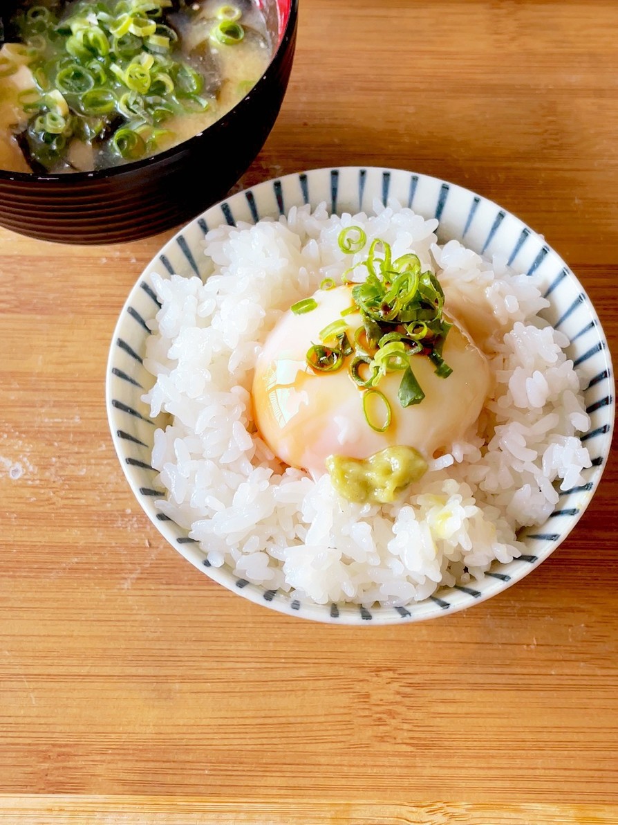 温泉卵の卵かけご飯★わさび醤油添えの画像