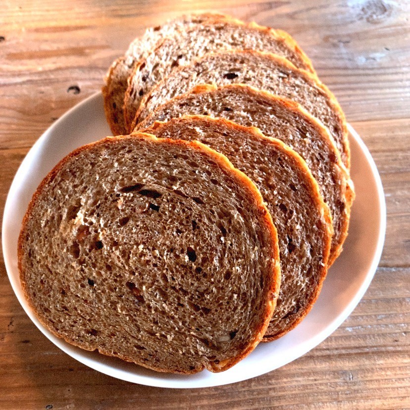スタバのサンドイッチ用パン【懐古】トヨ型の画像
