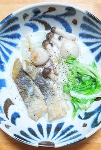 鱈と白菜と里芋とシメジのクリーム煮
