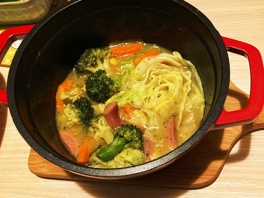 野菜たっぷりコーンスープ煮の画像
