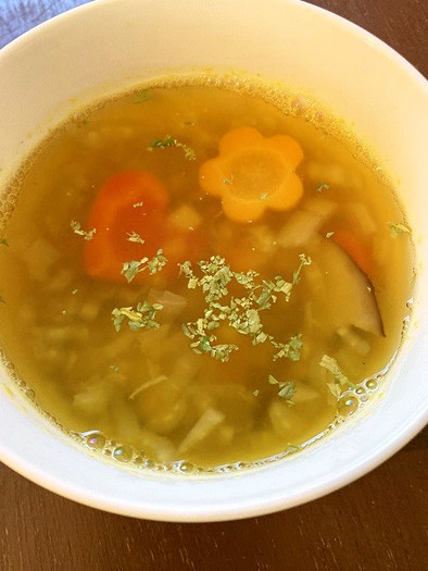 顆粒野菜だし　べジブロスで作る野菜スープの写真